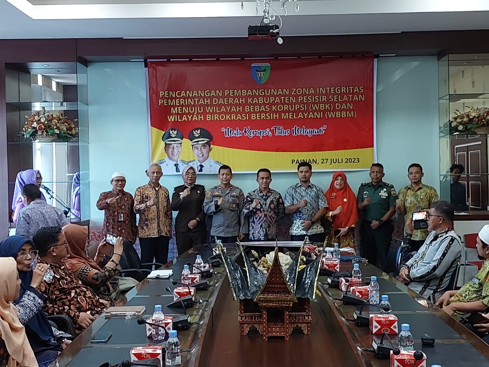 PENCANANGAN  PEMBANGUNAN ZONA INTEGRITAS PEMERINTAH DAERAH KABUPATEN PESISIR SELATAN  MENUJU WILAYAH